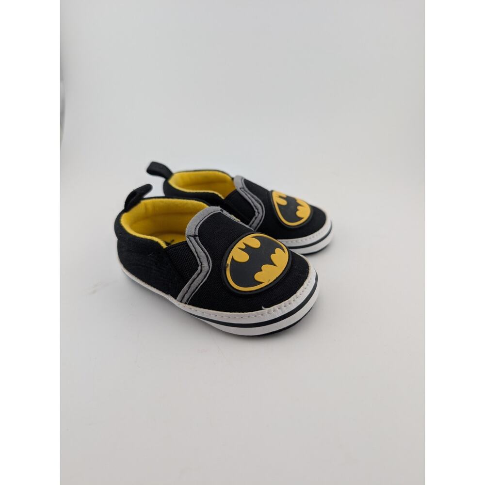 Batman Baby Shoes Size 3-6 Months Black Yellow Soft Sole Slip On DC Comics